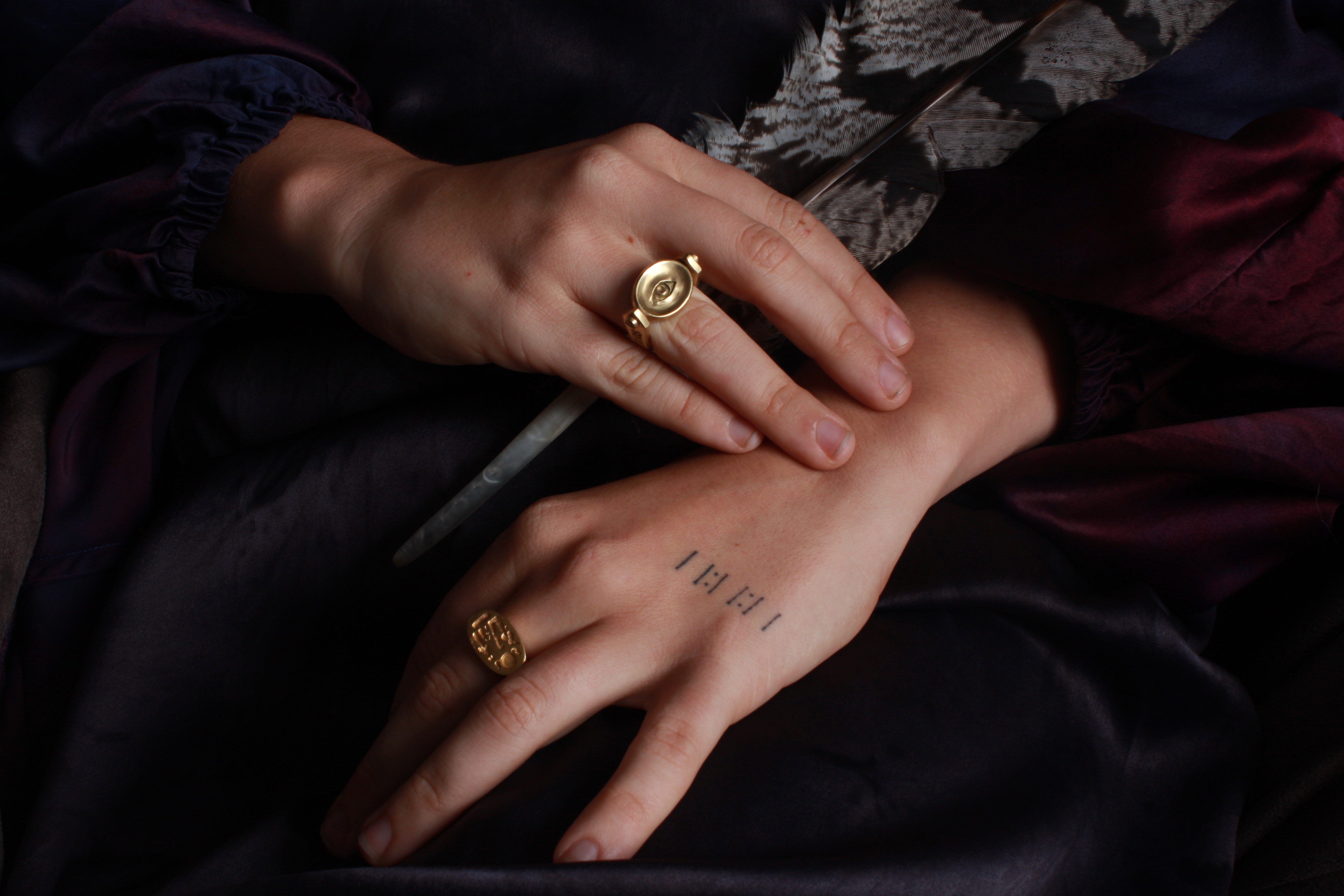 Akenaten + Nefertiti