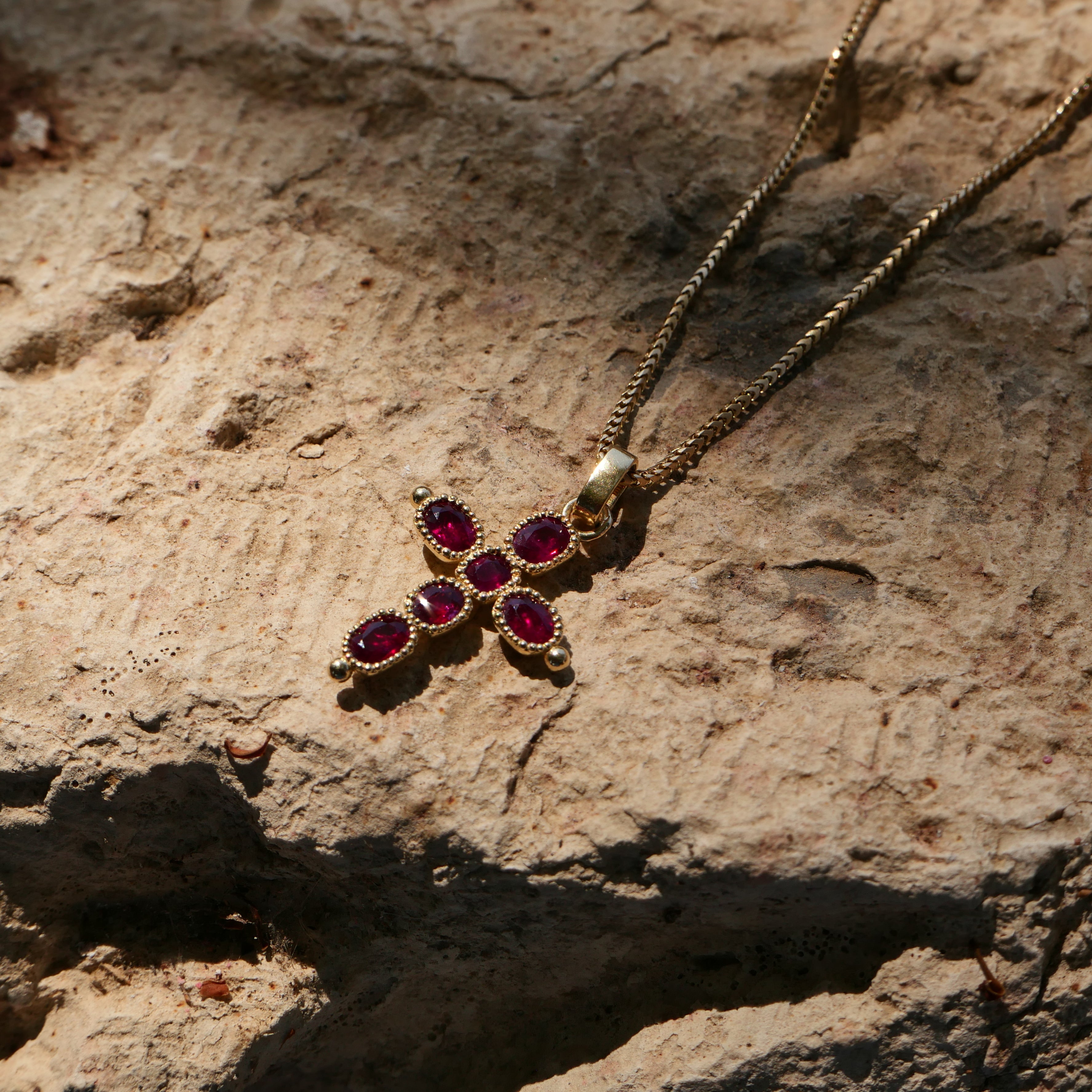 "Kingdom of Heaven", Gold and Ruby Cross